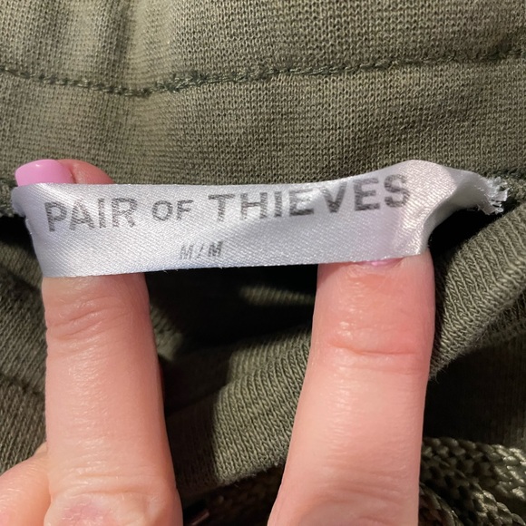 Pair of Thieves Olive Lounge Shorts M Drawstring Casual Coastal Comfort - Picture 4 of 9